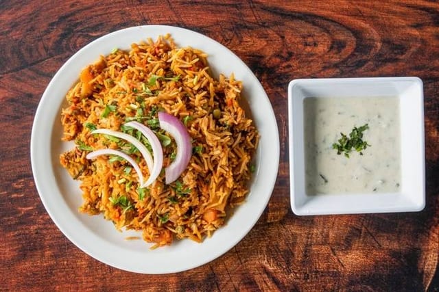 Bezawada Chicken Biryani.